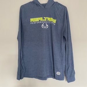 Realtree Men’s Long Sleeve Hooded Fishing Shirt